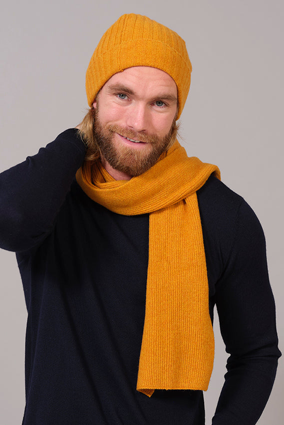 Bufanda de Lana Amarilla 100% Orgánica con Gorro